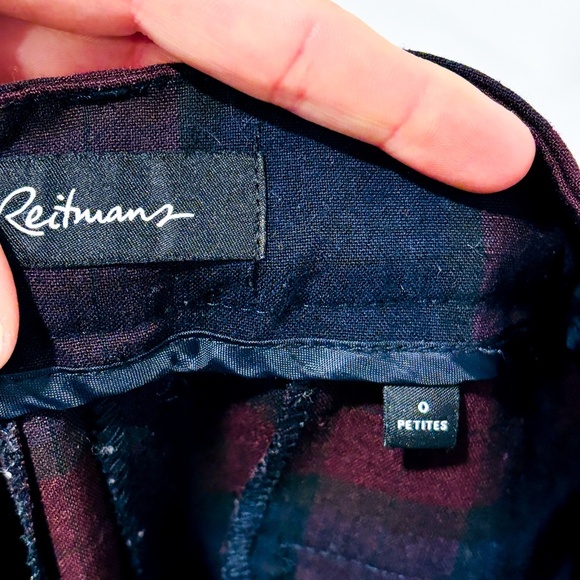 💕5/40$💕 REITMANS – Plum & navy plaid skinny pants | Size 0P • - Picture 5 of 9
